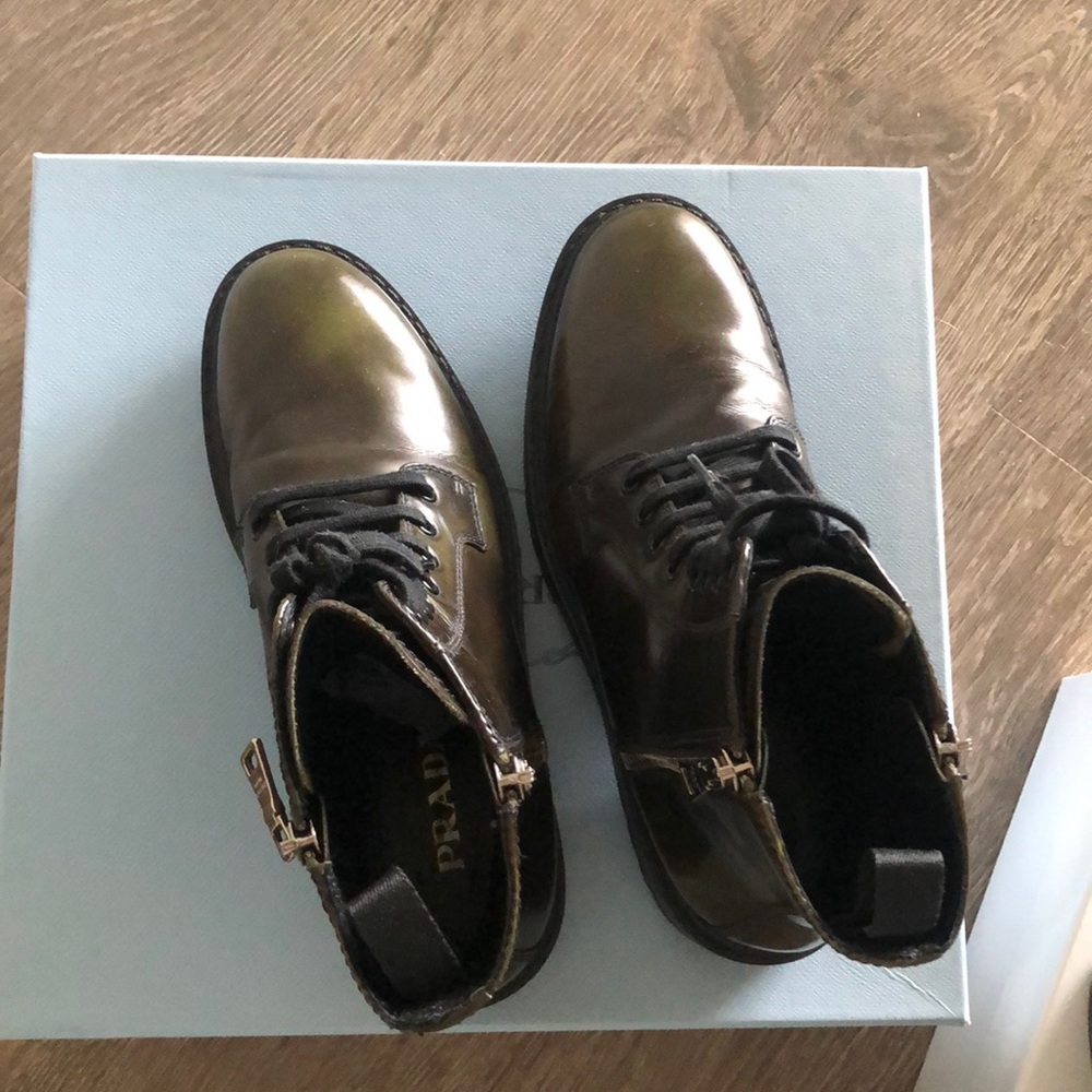 Prada leather dark green boots size 6.5 very good condition